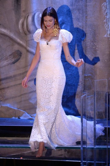 bianca balti abito bianco sanremo 2013