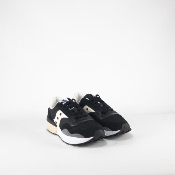 Saucony Jazz Original uomo nera su sfondo bianco