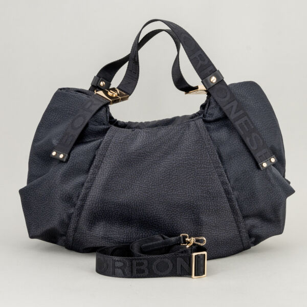 Borbonese borsa bauletto medium donna nero ampia e molto capiente, doppio manico e tracolla in tessuto, removibile. Due tasche esterne nascoste chiuse da zip, chiusura superiore con zip.