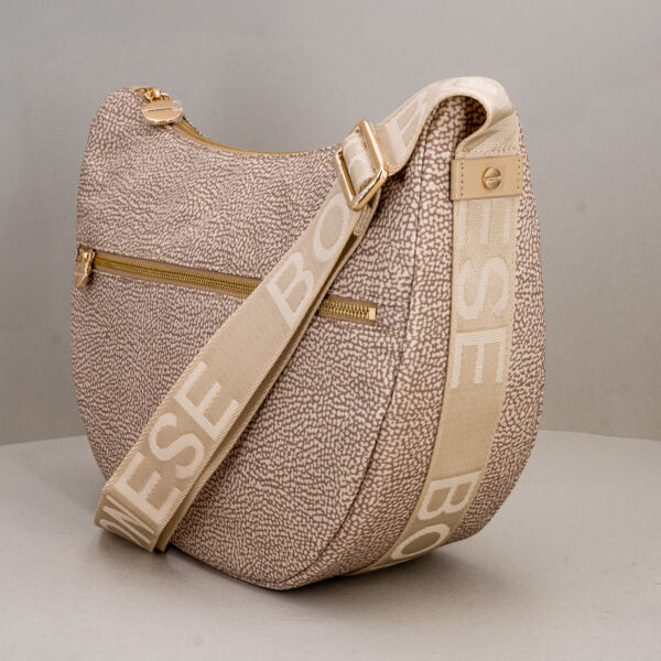 Borbonese Luna Bag middle sand, borsa donna tracolla in nylon leggera robusta e capiente.