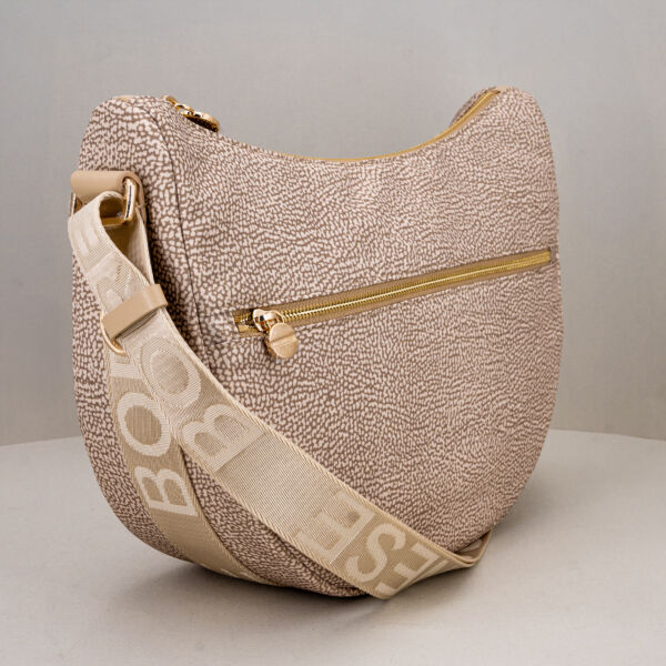 Borbonese Luna Bag middle sand, borsa donna tracolla in nylon leggera robusta e capiente.